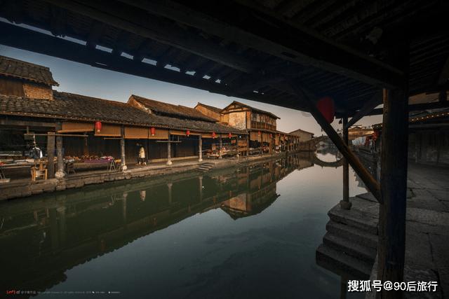 连接正负极