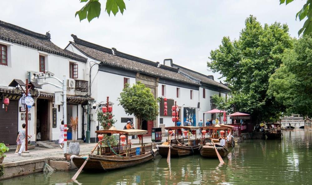 小蓝球向上跳